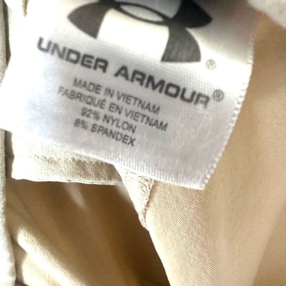 Under Armour khaki performance cropped pants - Picture 9 of 10